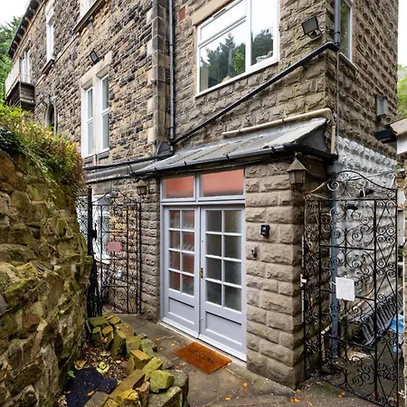 Spacious 3 Bedroom Ground Floor - 10 Mins From Centre 公寓 *