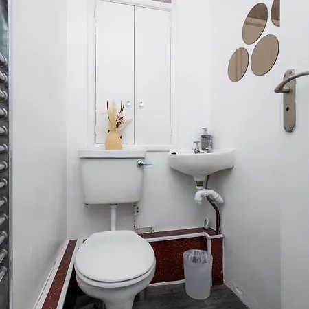 Spacious 3 Bedroom Ground Floor - 10 Mins From Centre 公寓 *