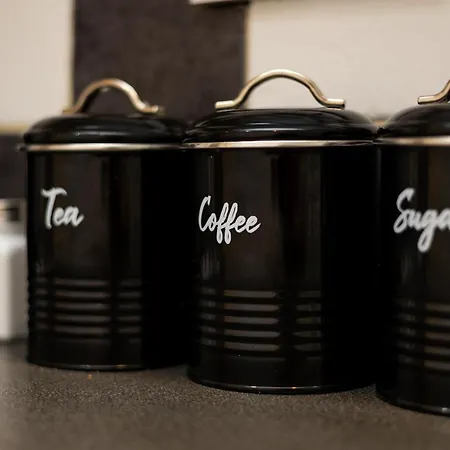 Apartment Spacious 3 Bedroom Ground Floor - 10 Mins From Centre *