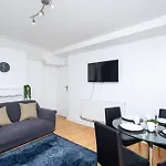 Spacious 3 Bedroom Ground Floor - 10 Mins From Centre * Leeds (West Yorkshire)